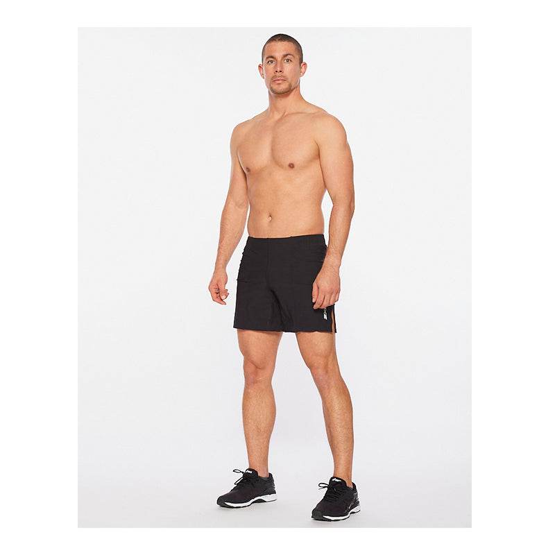 2XU - LIGHT SPEED 7 INCH COVER SHORT Men - Rev Online