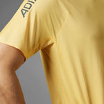 ADIDAS ADIZERO TEE M เสื้อวิ่งแขนสั้นผู้ชาย - Rev Online