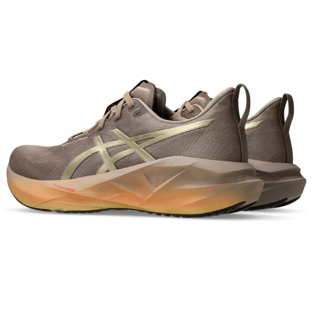 ASICS - NOVABLAST 5 LUXE Men - Rev Online