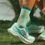 BROOO - BROOOXREV SS23 I CREW SOCKS I VERDANT WINGS Unisex Unisex - Rev Online