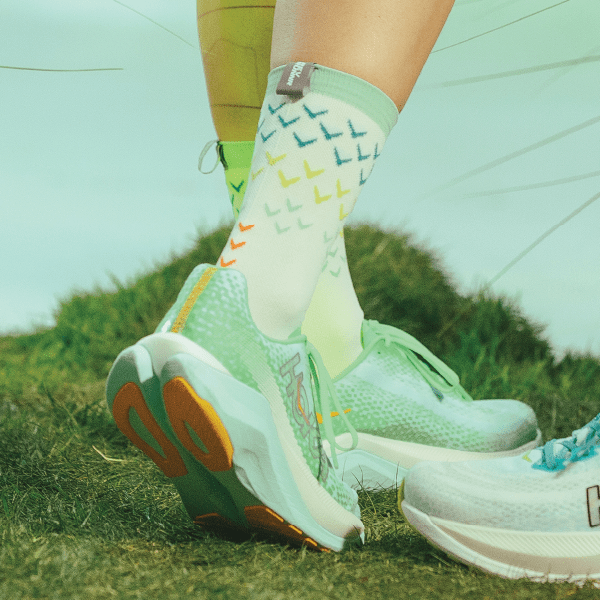 BROOO - BROOOXREV SS23 I CREW SOCKS I WHITE WINGS Unisex Unisex - Rev Online