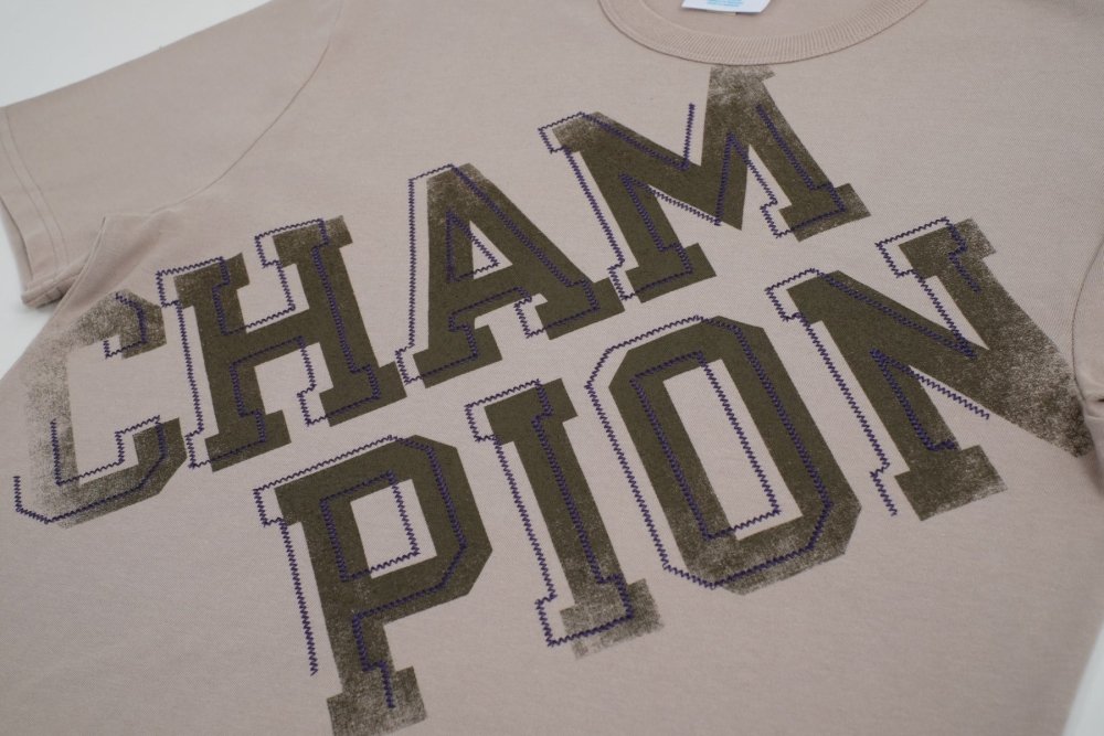 CHAMPION - RW HERITAGE S/S GRAPHIC TEE Men - Rev Online