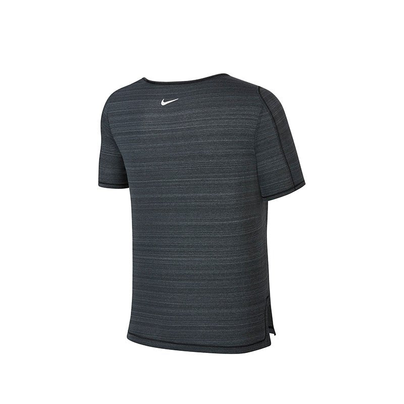 NIKE - AS W NK ICNCLSH TOP SS BETTER Women - Rev Online
