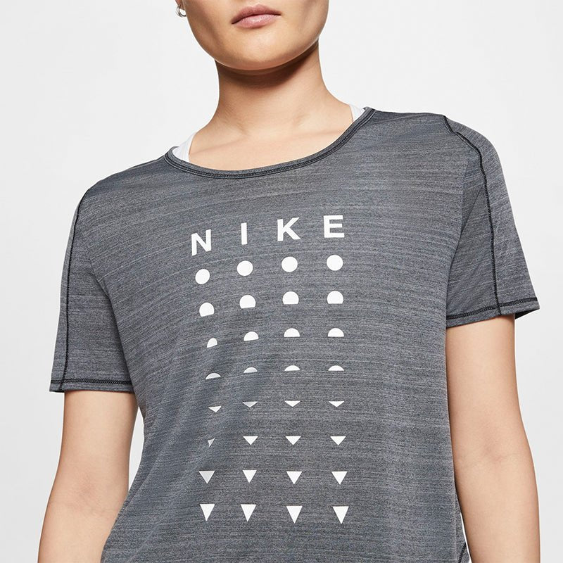 NIKE - AS W NK ICNCLSH TOP SS BETTER Women - Rev Online