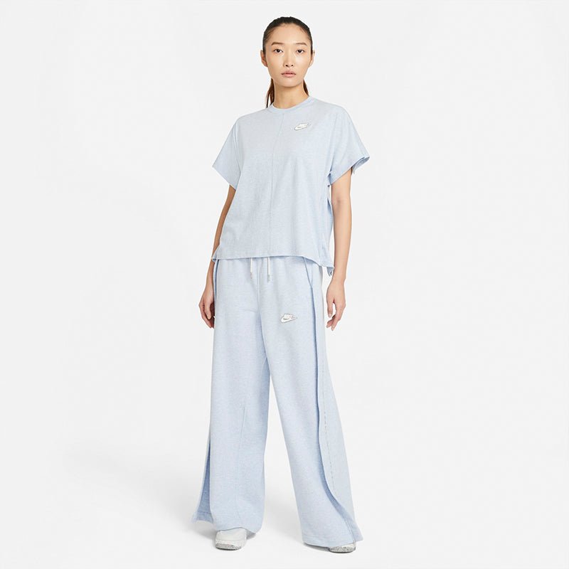 NIKE - AS W NSW SS TOP EARTH DAY Women - Rev Online