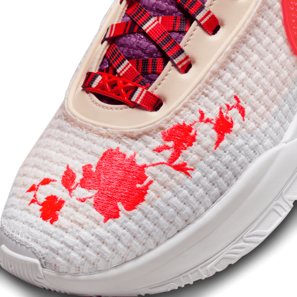 NIKE - LEBRON XX PRM EP Men - Rev Online
