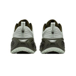 NIKE VOMERO PLUS SE รองเท้าวิ่งถนนผู้หญิง - Rev Online