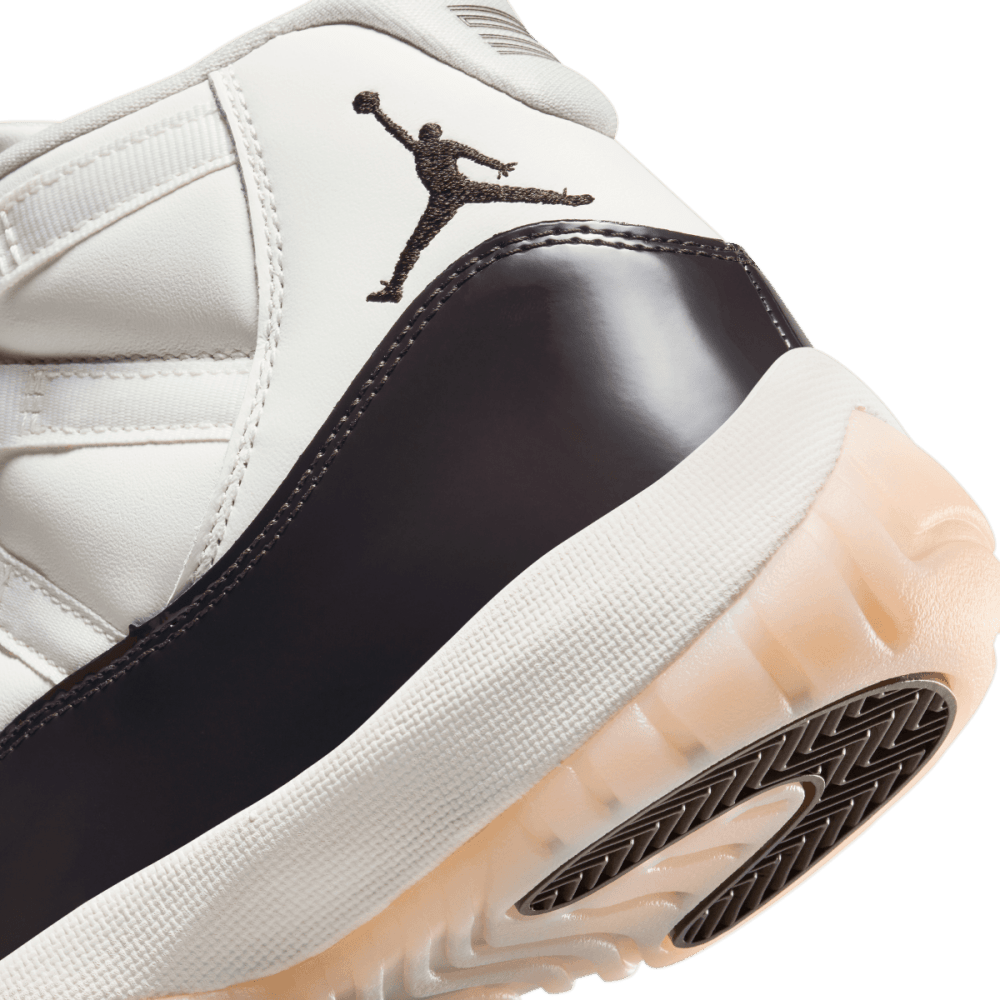NIKE - WMNS AIR JORDAN 11 RETRO Women - Rev Online