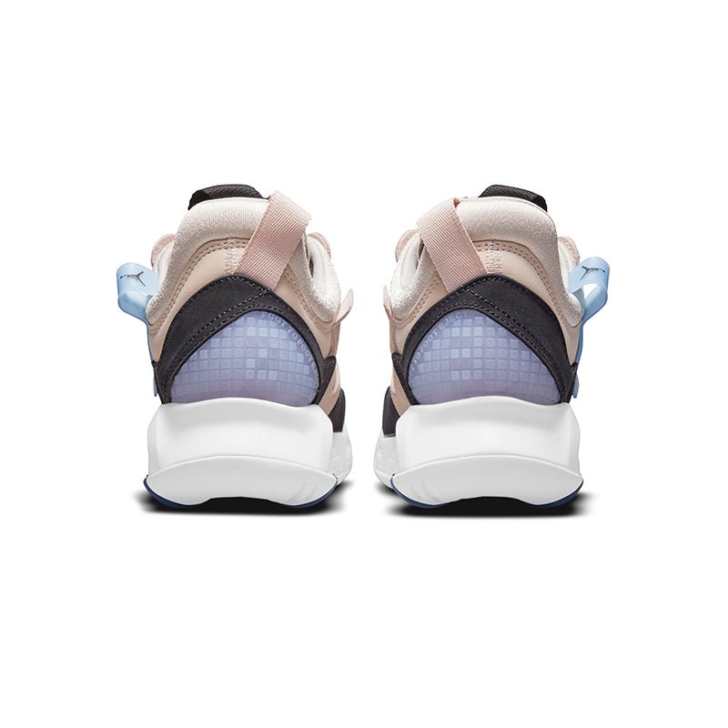 NIKE - WMNS JORDAN MA2 Women - Rev Online