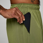 SAUCONY - OUTPACE 5INCH SHORT Men - Rev Online