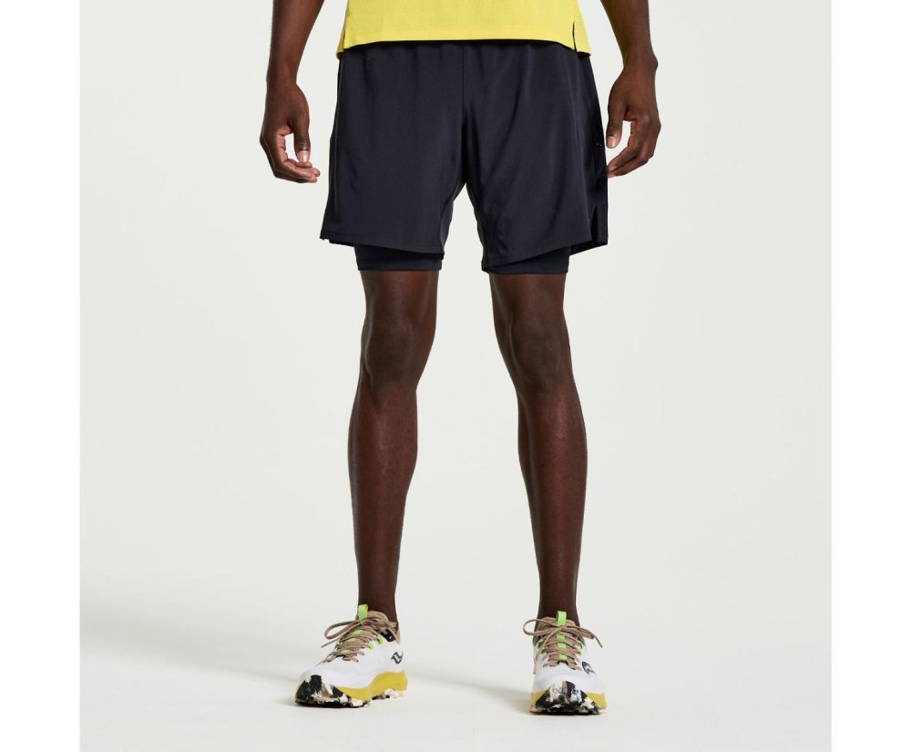 SAUCONY - OUTPACE 7INCH 2IN1 SHORT Men - Rev Online