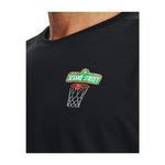 UA - S - CURRY SESAME SQUAD TEE Men - Rev Online